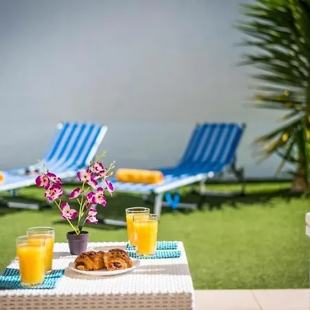 Playa De Fanabe Sleeps 8 Pool Air Con Wifi Villa Costa Adeje (Tenerife)